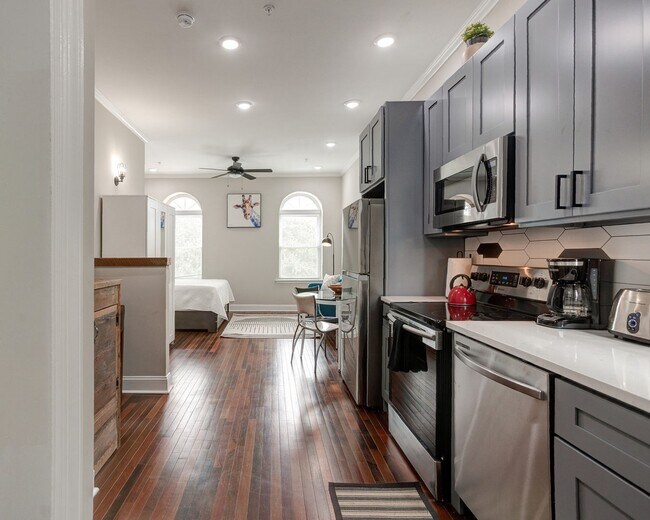 Building Photo - 1927 N 33rd St