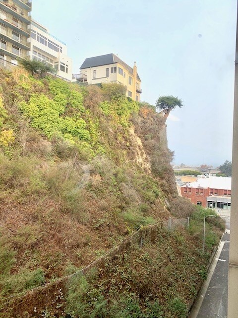 Building Photo - 240 Lombard St