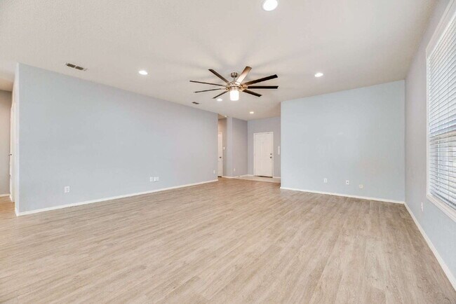 Building Photo - Charming 3-Bedroom, 2 Baths with 1,670 Sq Ft of Comfort in Providence Village