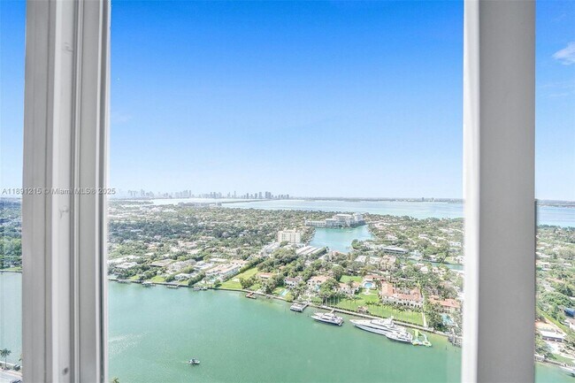 Building Photo - 4779 Collins Ave