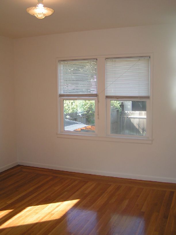 Building Photo - 2204 Castro St