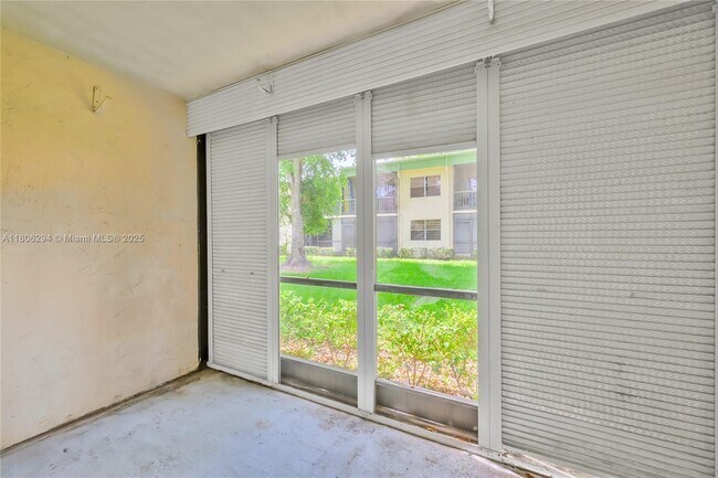Building Photo - 4154 NW 90th Ave