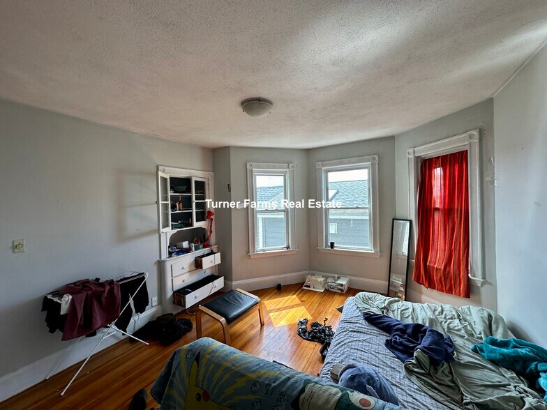 Building Photo - 23 Granite St