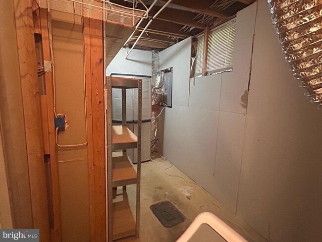 Building Photo - 1635 Elkwood Ct