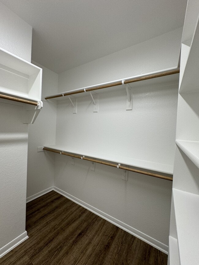 Building Photo - 8718 Happy Vly Dr