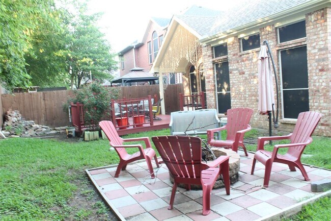 Building Photo - 3917 Glenwyck Dr