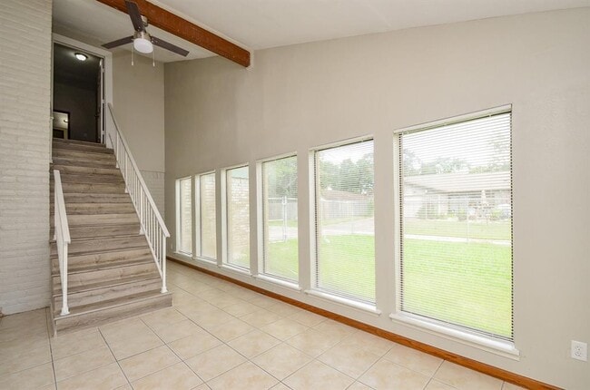 Building Photo - 14419 Merry Meadow Dr