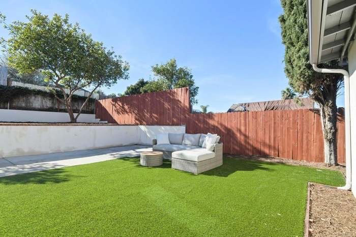 Building Photo - 6837 Celia Vista Dr