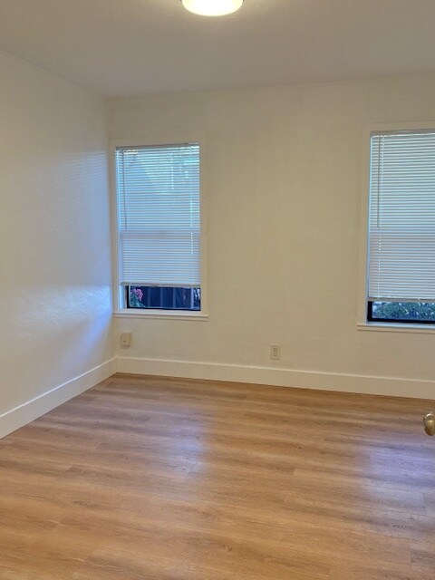Building Photo - 1565 4th St