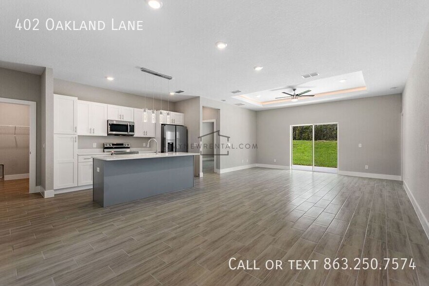 Building Photo - 402 Oakland Ln