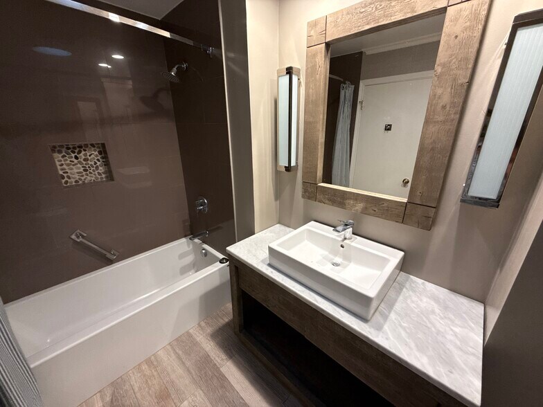 Building Photo - 3416 Withersed Ln