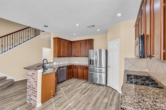 Building Photo - 8327 Terra Valley Ln