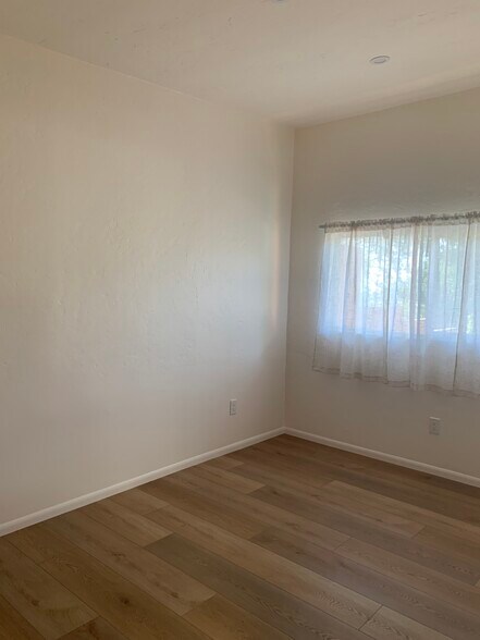 bedroom 1 - 167 Norfolk Dr