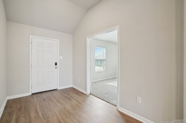 Building Photo - Beautiful 3 - Bedroom One Story Home in Vista Ridge Community