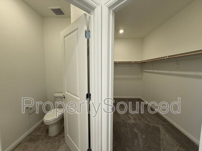 Building Photo - 1567 Halo Ave