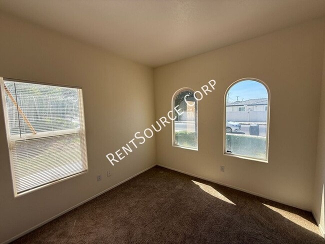 Building Photo - 343 E Ave J 8
