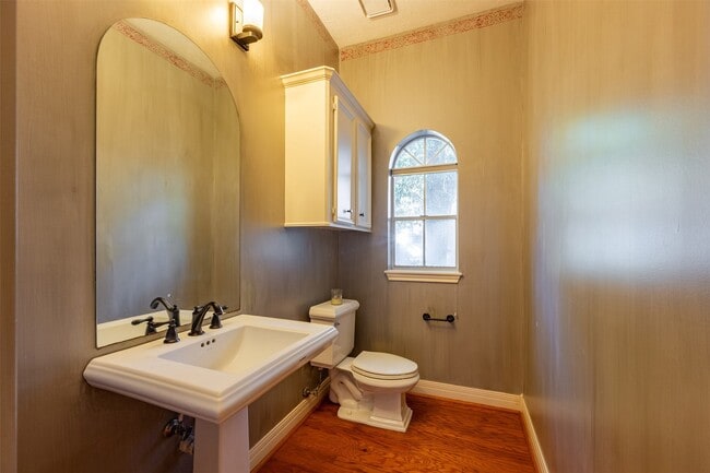 Building Photo - 11826 Primwood Dr