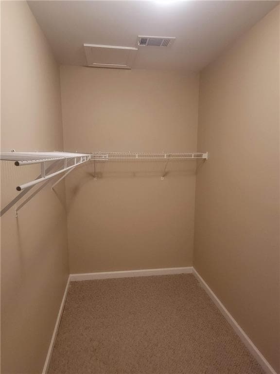 Building Photo - 5555 Holly Springs Dr