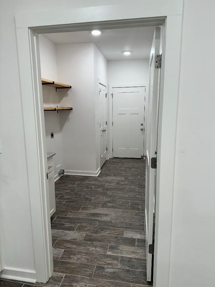 Building Photo - 118 Union Rd