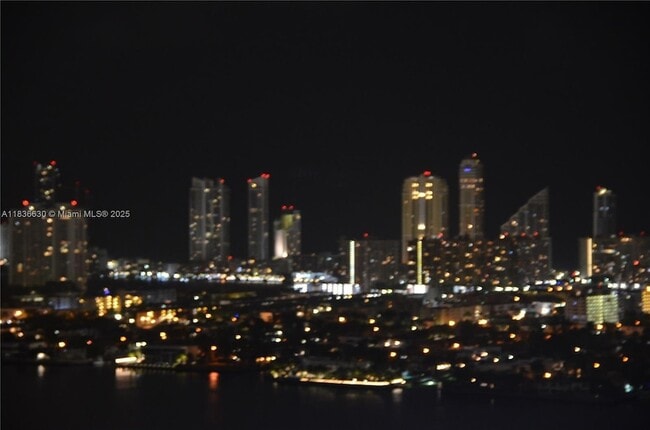 Building Photo - 16385 Biscayne Blvd