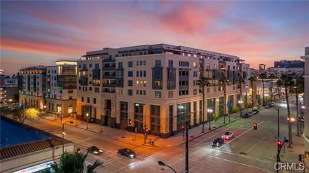 Building Photo - 39 S Los Robles Ave