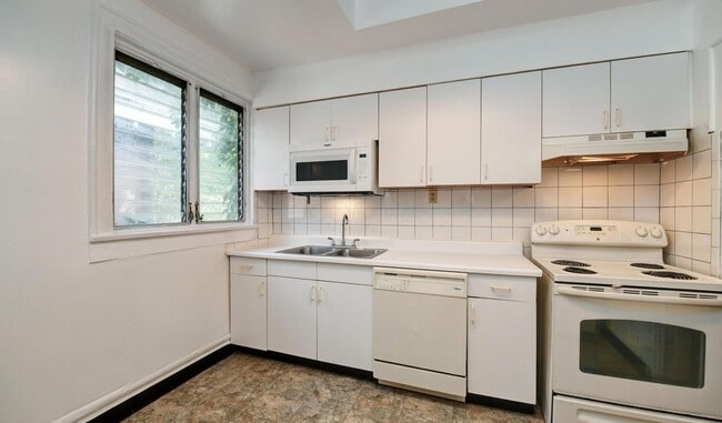 Building Photo - 1427 1/2 Bryden Road Unit