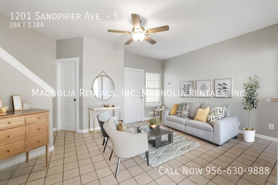 Building Photo - 1201 Sandpiper Ave