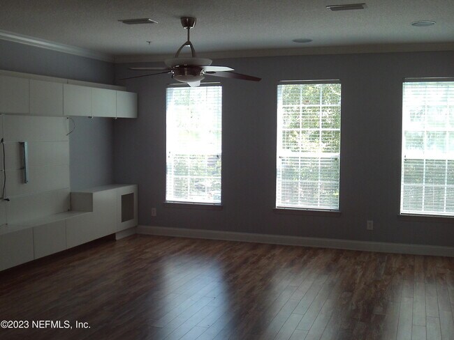 Building Photo - 4554 Capital Dome Dr