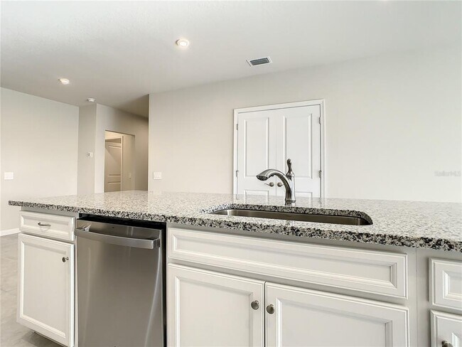 Building Photo - 1826 West Palms Drive