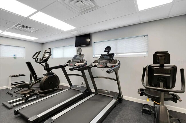 Building Photo - Stunning Furnished Waterfront Condo – 2 Be...