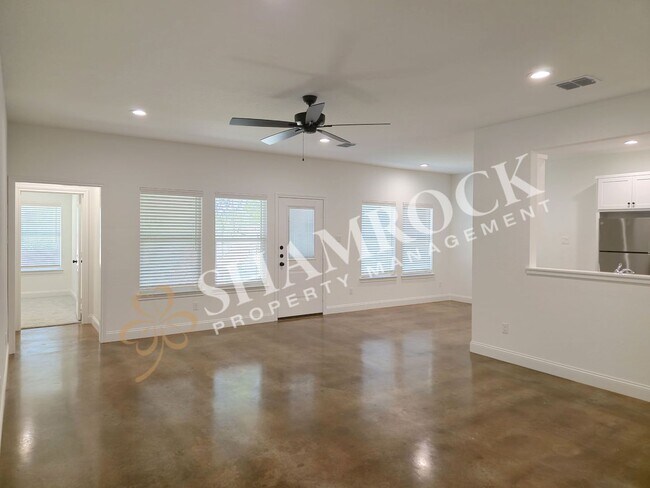 Building Photo - Residences at Windmill Preserve