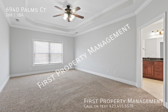 Building Photo - 6940 Palms Ct
