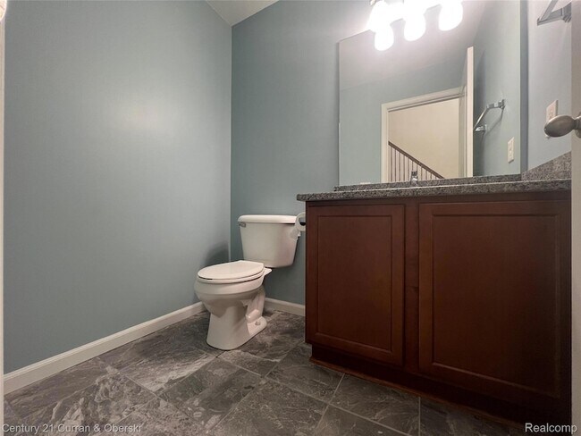 Building Photo - 3493 Silver Stone Dr