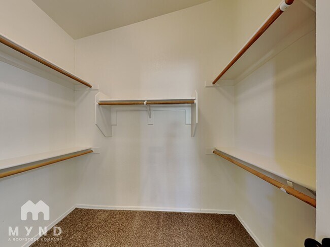 Building Photo - 40908 N Barnum Way