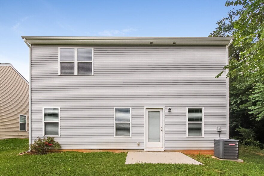 Building Photo - 1157 Black Diamond Dr