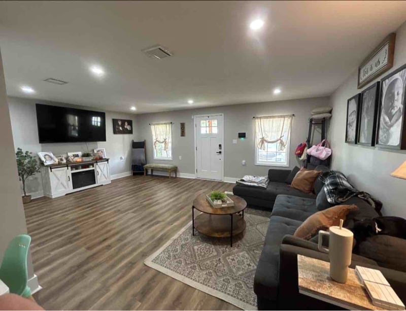 Building Photo - 755 LA-304