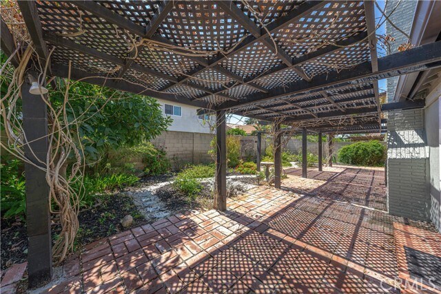 Building Photo - 9622 Caithness Dr