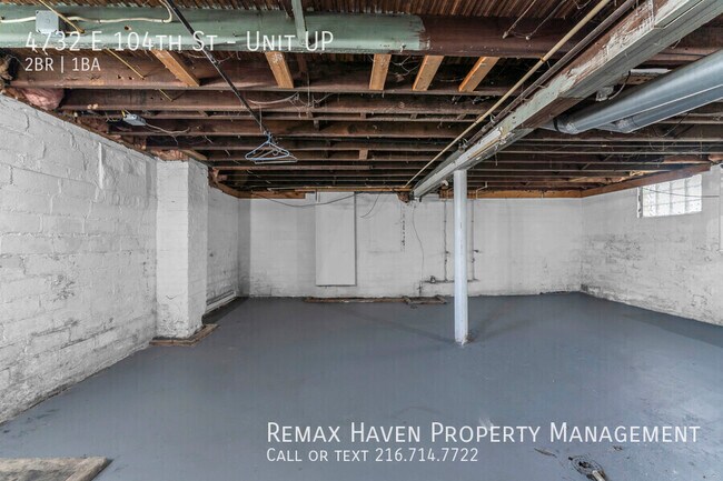 Building Photo - 4732 E 104th St