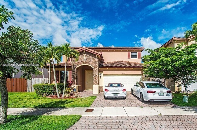 Building Photo - 1522 SW 144th Ave