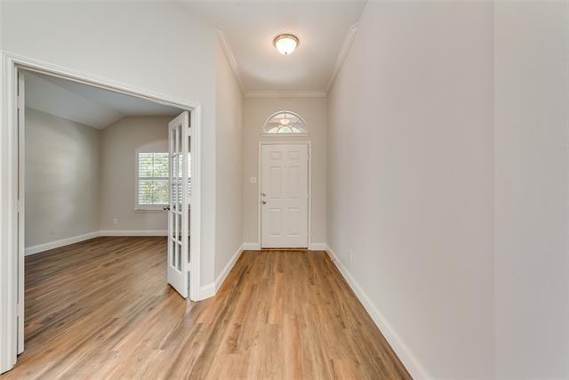 Building Photo - 10733 Vista Heights Blvd