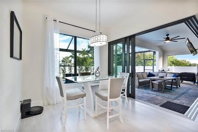 Building Photo - 2825 SW 3rd St