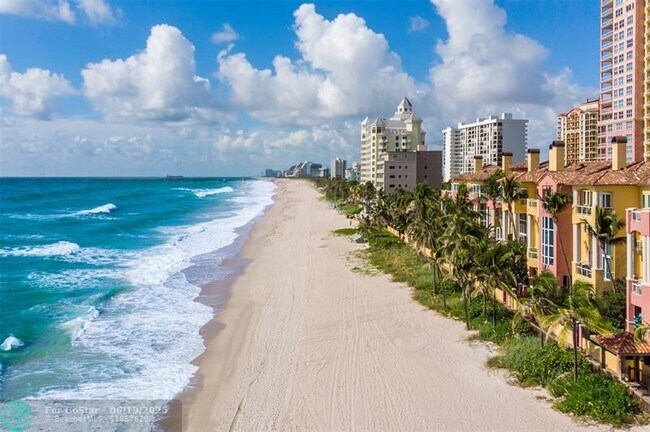 Building Photo - 2110 N Ocean Blvd