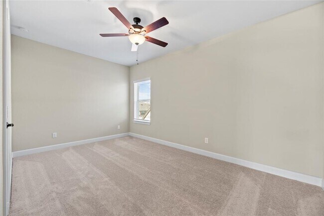 Building Photo - 15207 Spanish Ranchos Wy