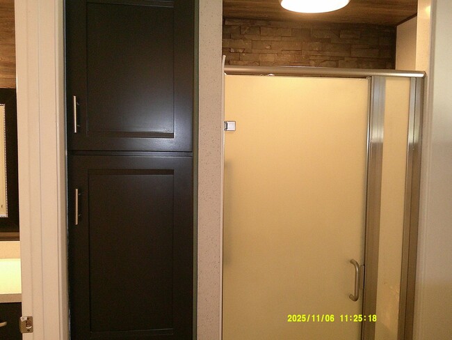 Building Photo - 390 S Almond St