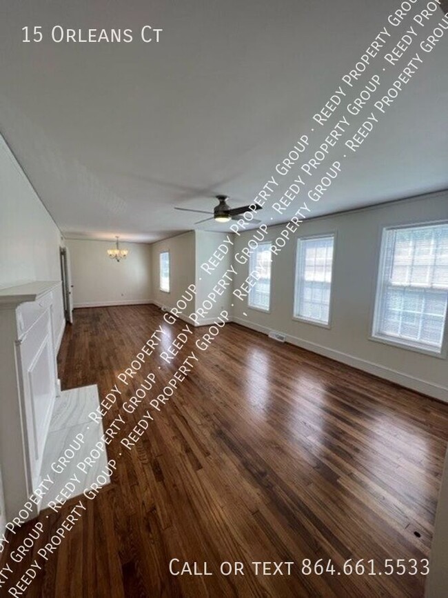 Building Photo - 3 Bedroom 1.5 Bath Home- Eastside of Green...