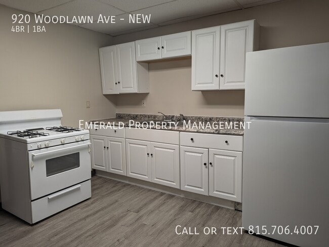 Building Photo - 920 Woodlawn Ave