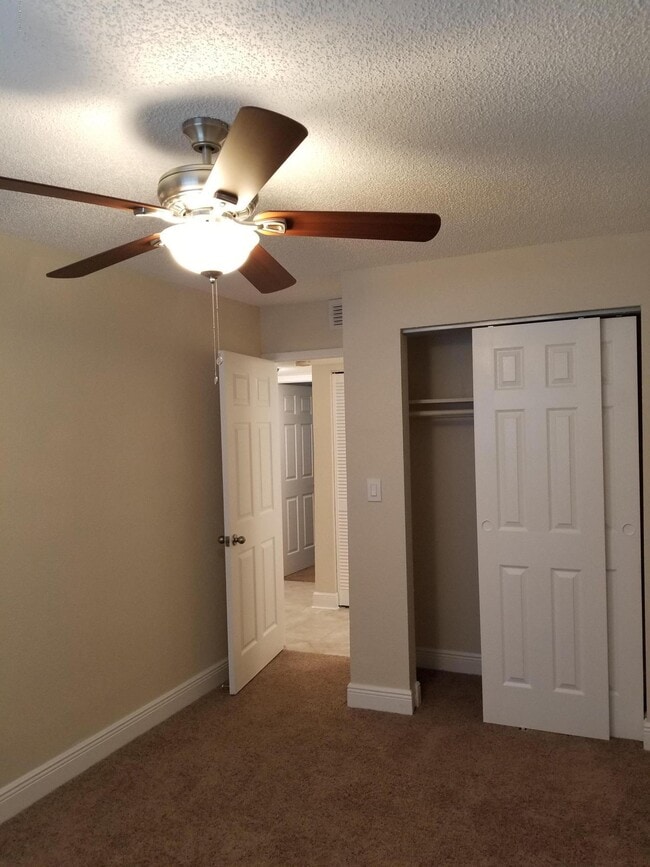 Building Photo - 182 Ulster Ln