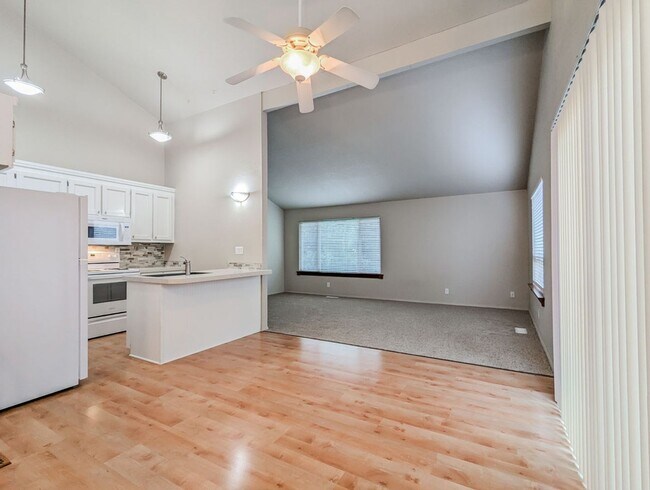 Building Photo - 5327 Glenwood Ave