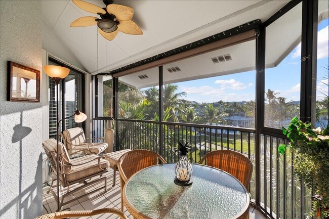 Building Photo - 143 Bay Colony Dr N