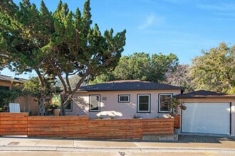 Building Photo - 3020 Eagle St